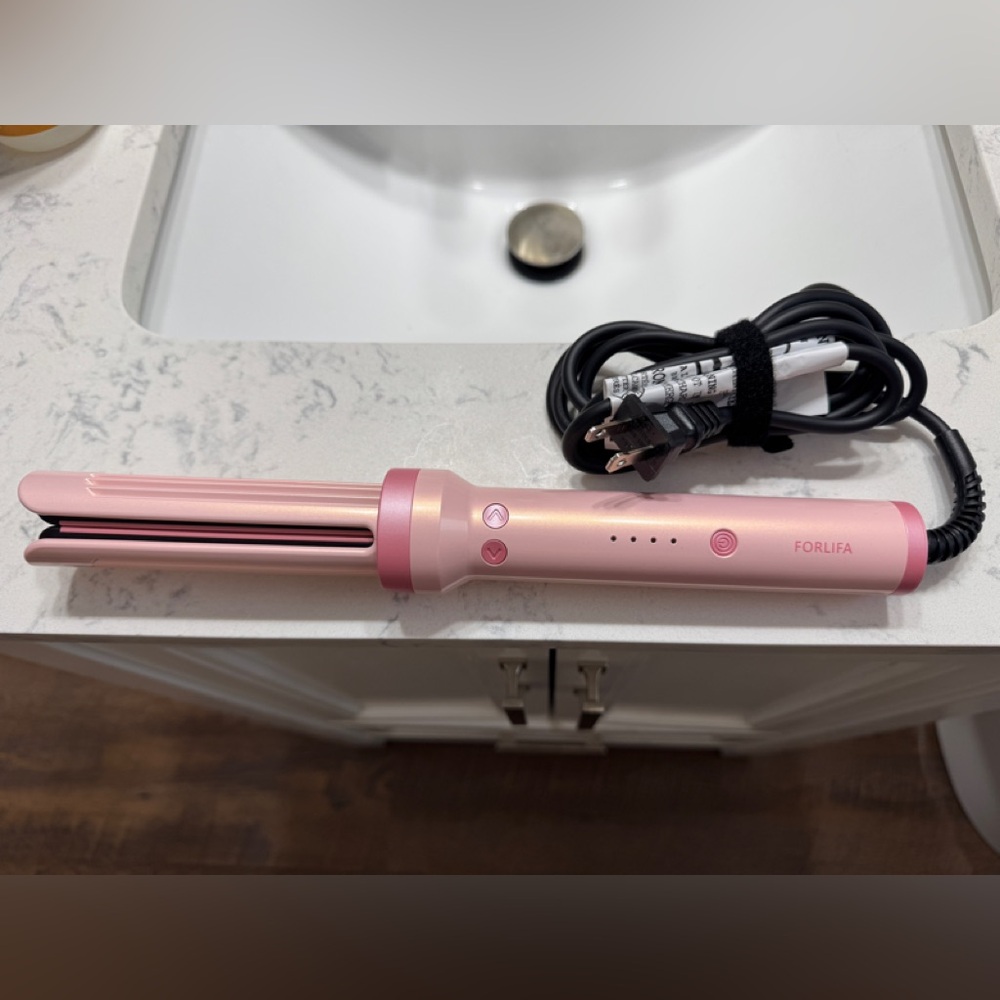 Pink Curling Iron by Forlifa